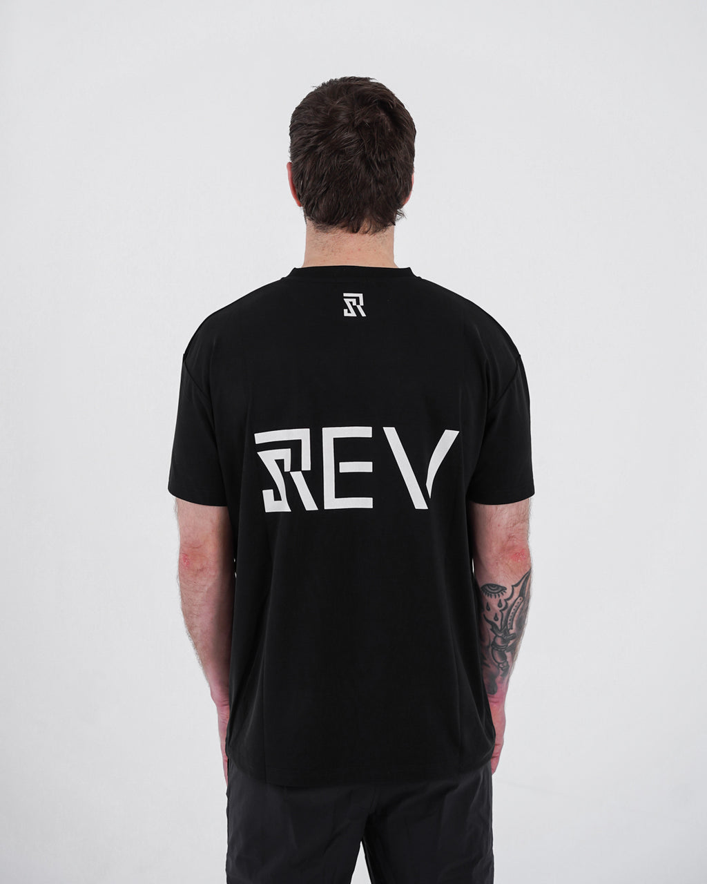 Rev Oversized Black T-Shirt