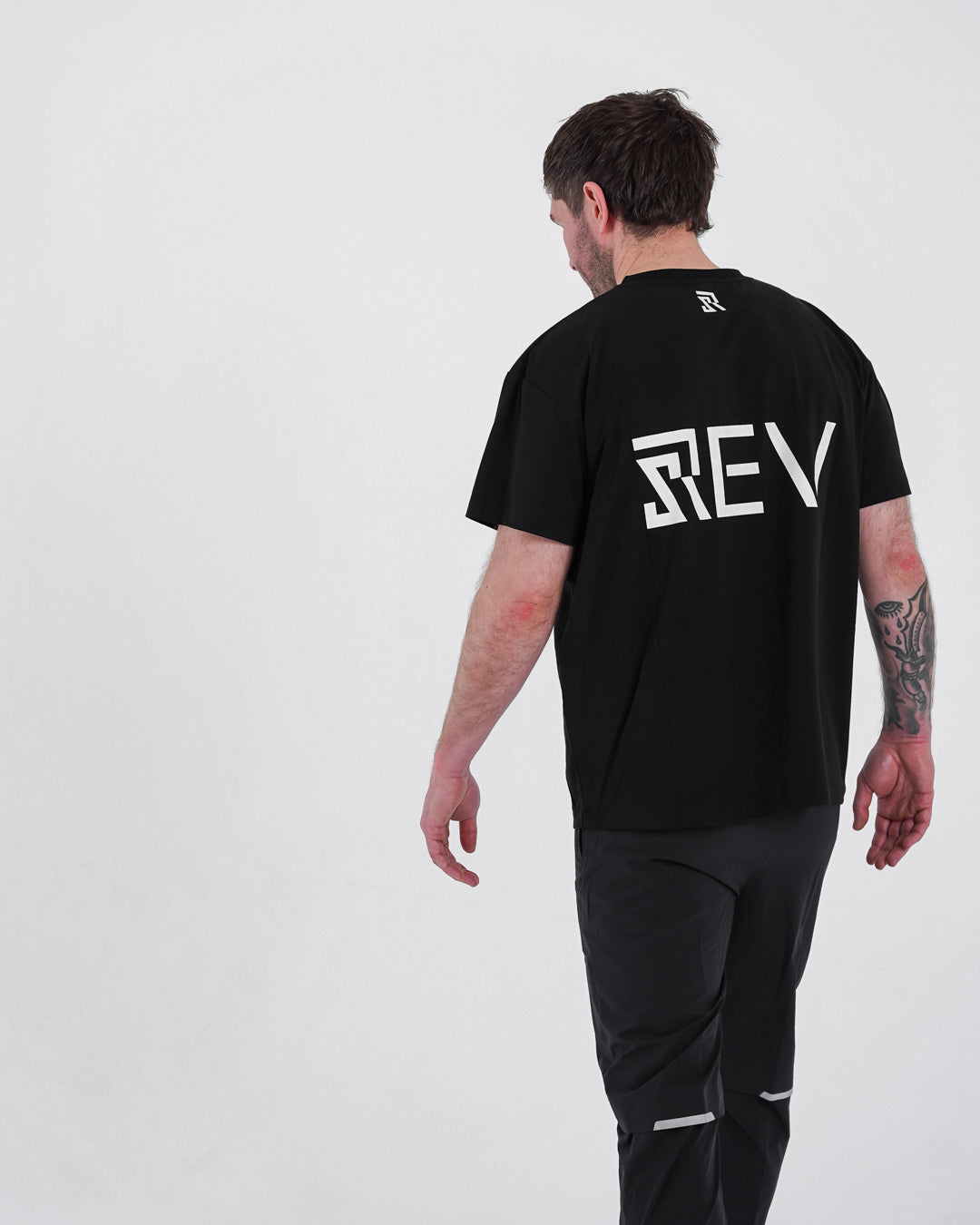 Rev Oversized Black T-Shirt